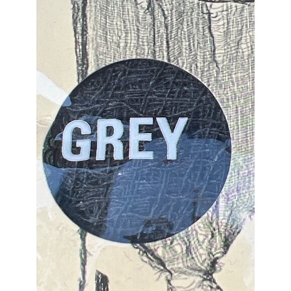 Creepy Cloth Grey 30" X 72" Halloween Decorations Spooky Atmosphere Party New - Picture 3 of 4